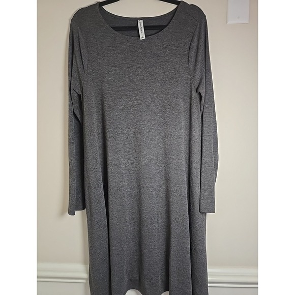 Dresses & Skirts - Zenana Premium Women's Gray 3/4 Sleeve Stretch Shift Dress Size‎ L Pockets